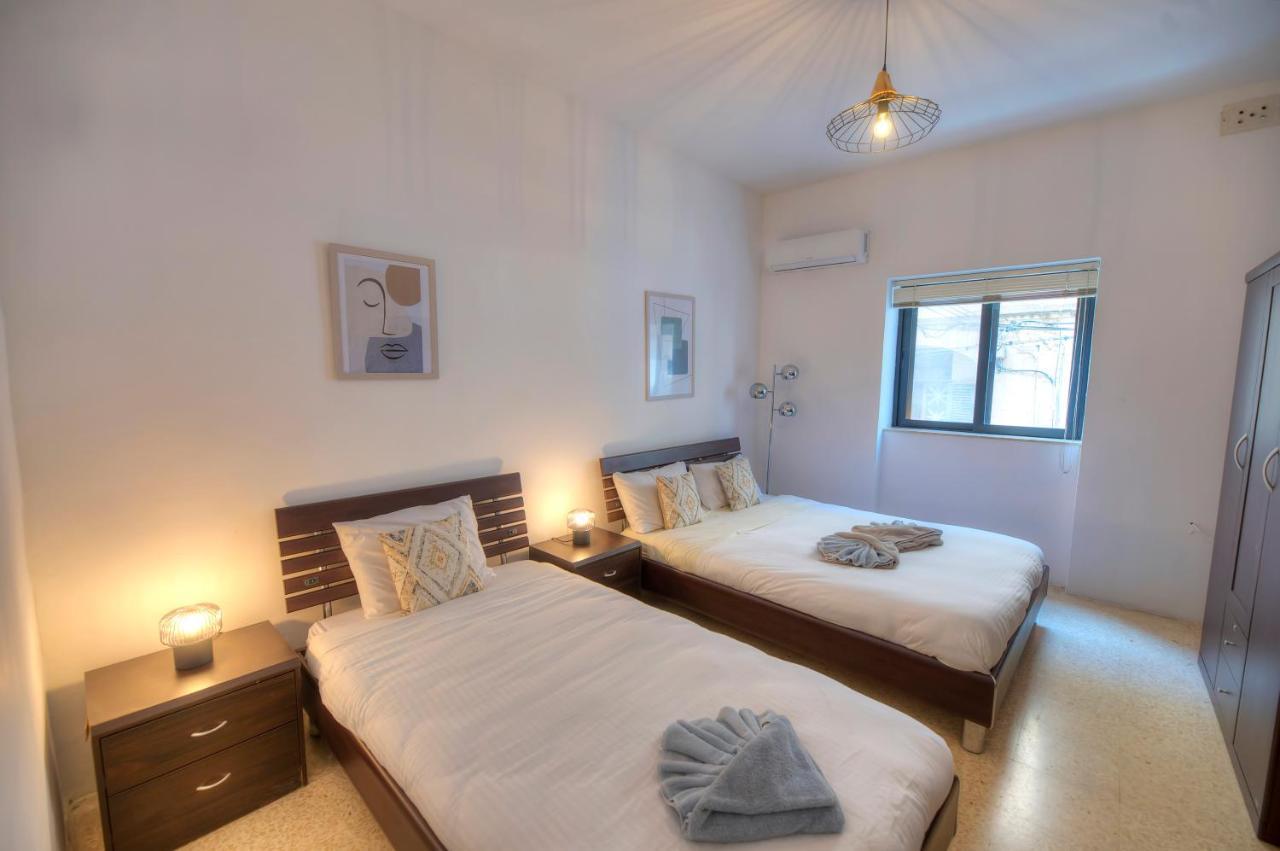 Enormous 3Bedrooms Seafront With Balcony Pdeh1-1 Sliema Exterior foto