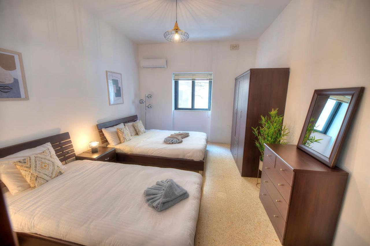 Enormous 3Bedrooms Seafront With Balcony Pdeh1-1 Sliema Exterior foto