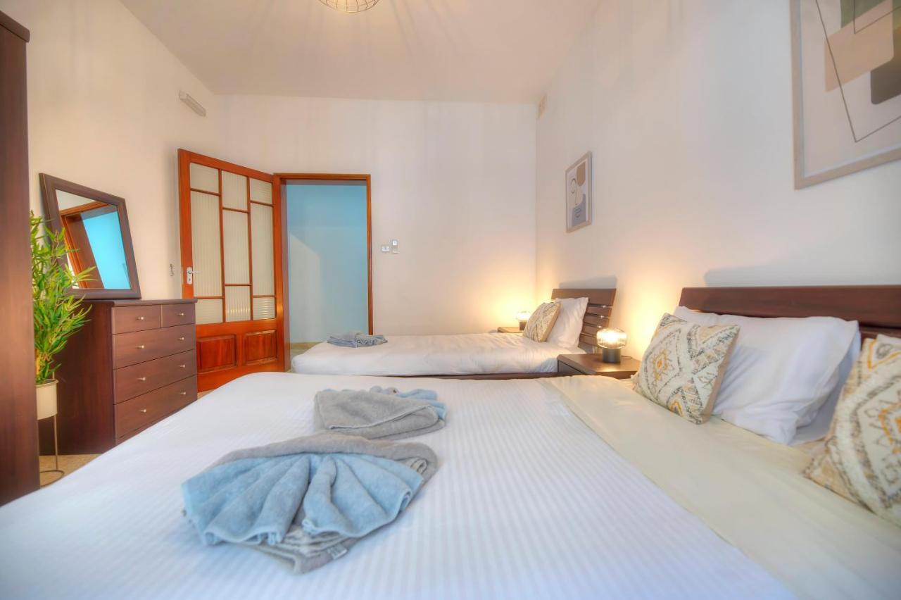 Enormous 3Bedrooms Seafront With Balcony Pdeh1-1 Sliema Exterior foto